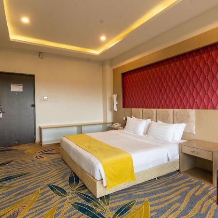 Hotel Mechi Crown Kakarvitta Экстерьер фото