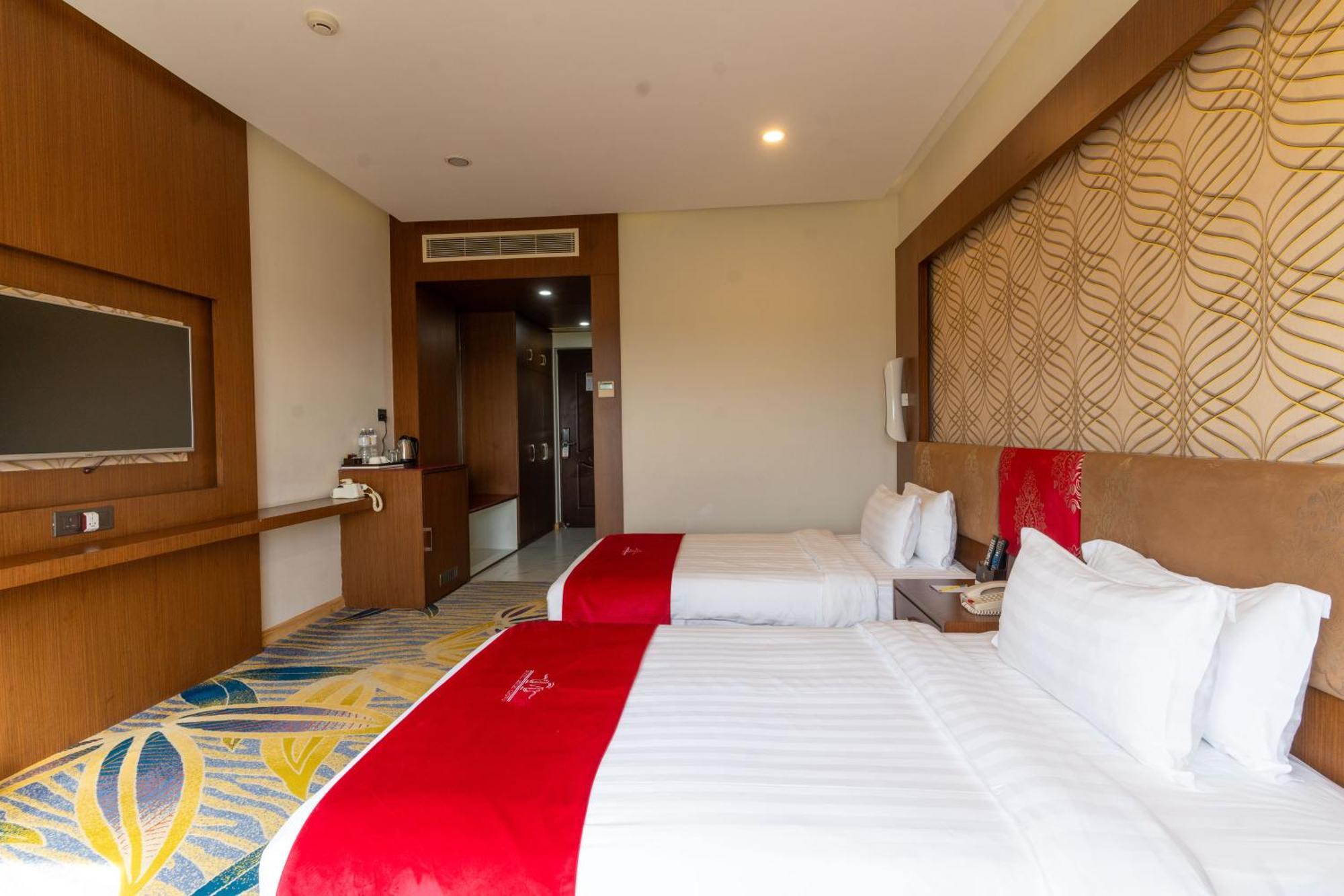 Hotel Mechi Crown Kakarvitta Экстерьер фото
