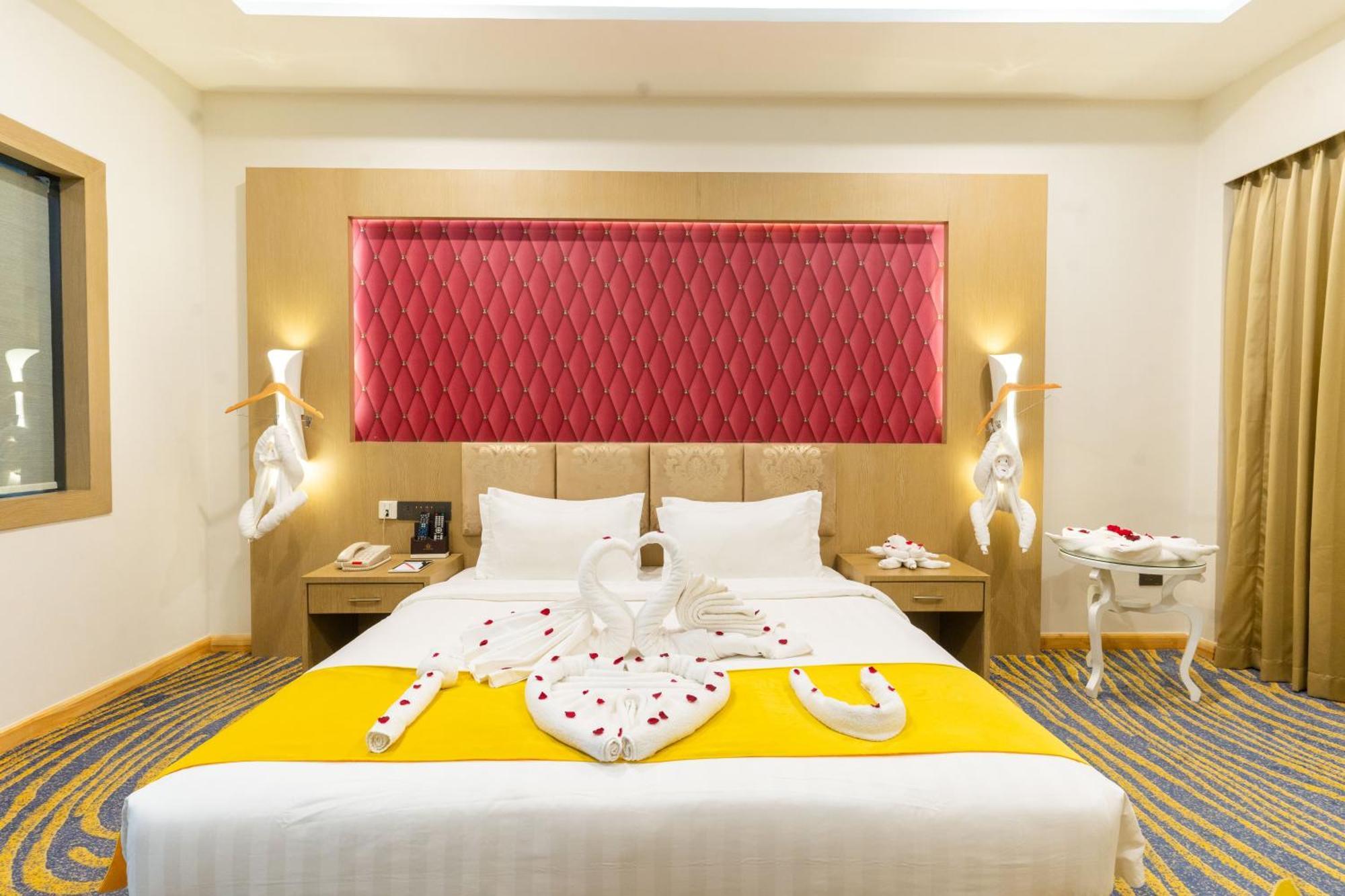 Hotel Mechi Crown Kakarvitta Экстерьер фото
