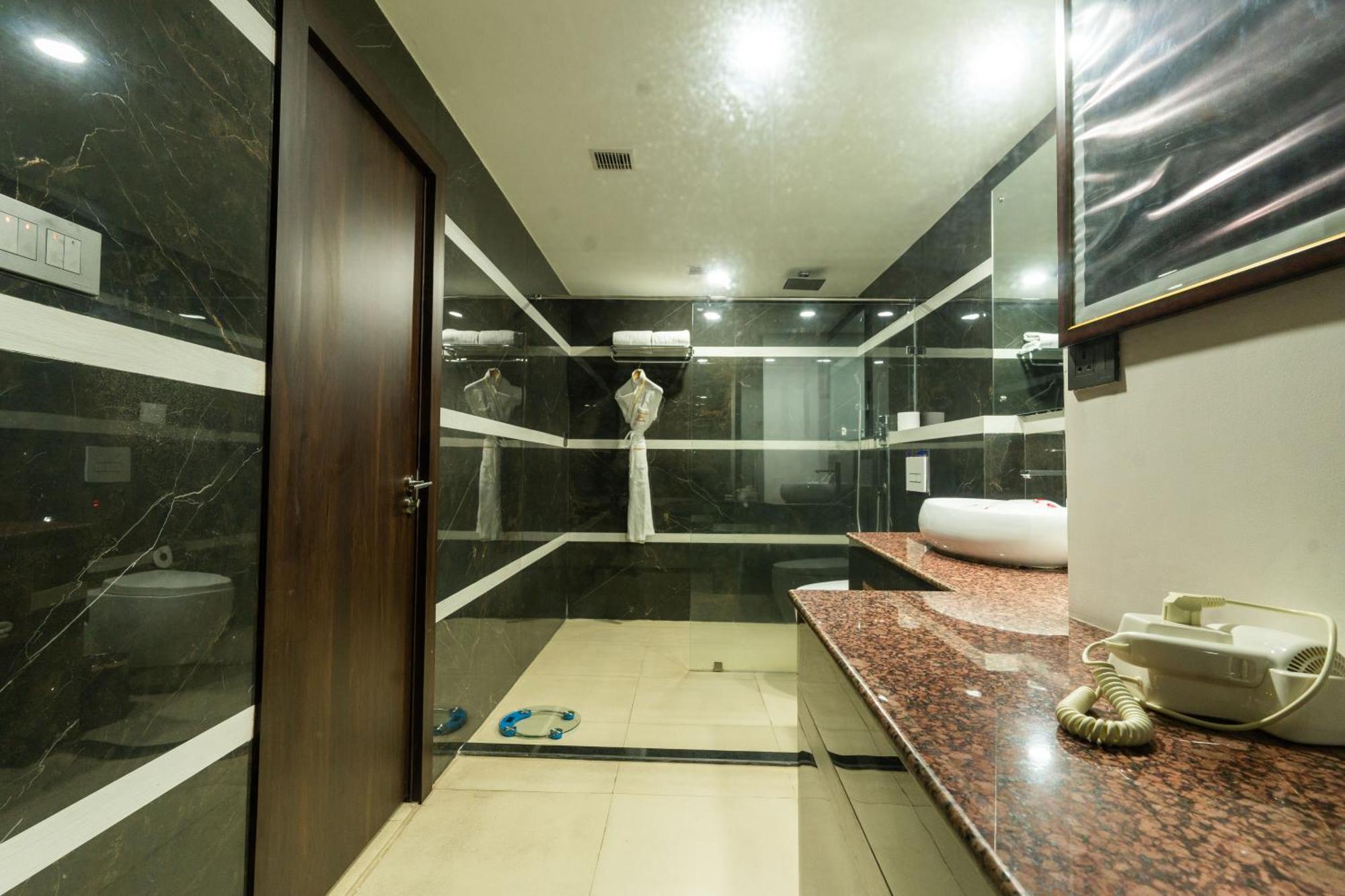 Hotel Mechi Crown Kakarvitta Экстерьер фото